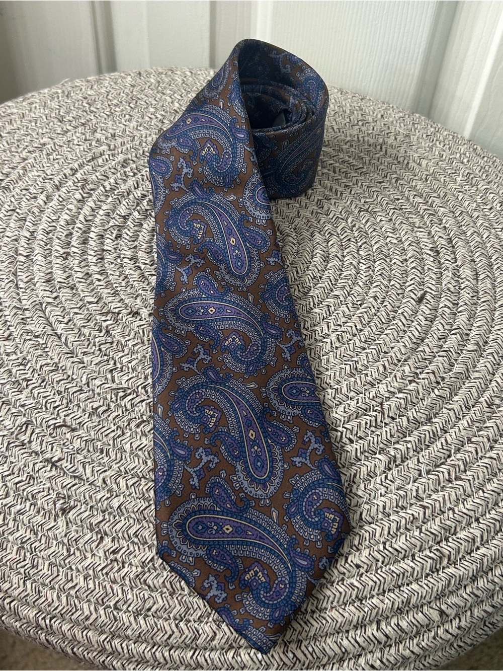 Gucci Men's Necktie Blue Brown Paisley Silk 3.25” X 58” Made In Italy - Picture 2 of 5